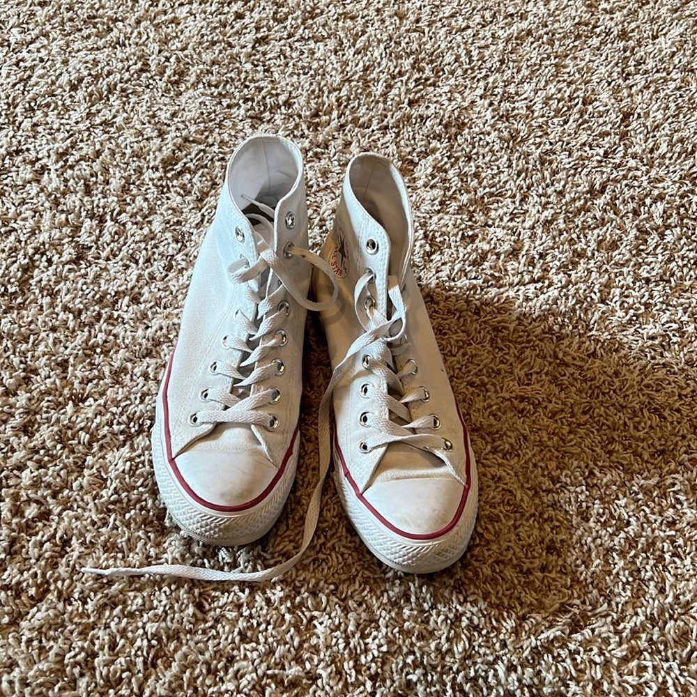 Converse sneakers- high top